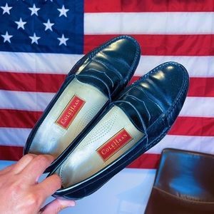 Vintage black leather loafers size 10.5